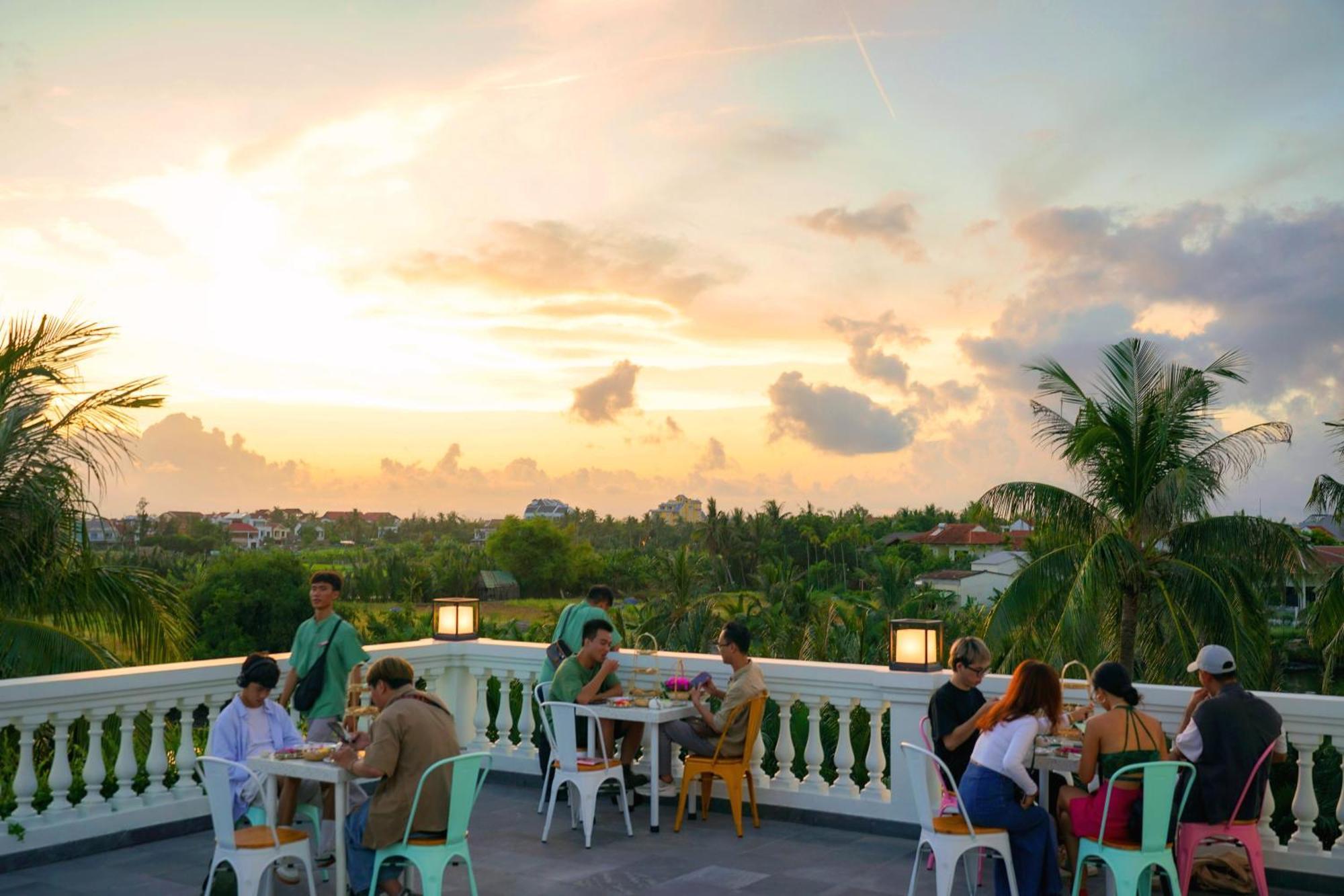 Moodhoian Riverside Resort & Spa ホイアン エクステリア 写真